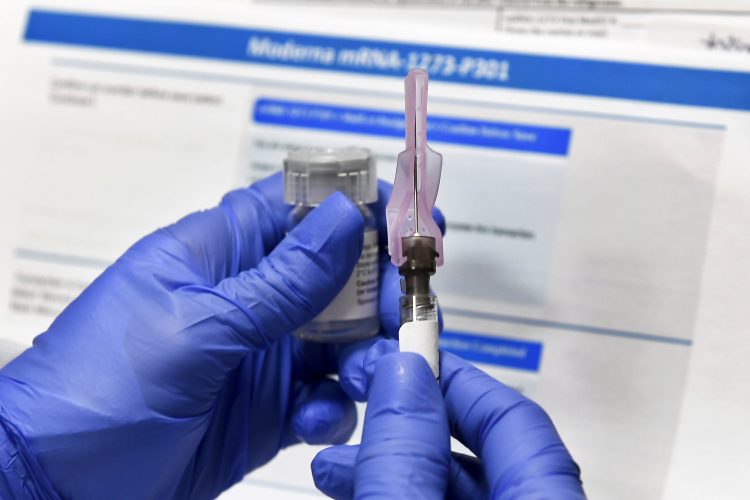 Moderna Vaccine a Step Away From Approval After Panel Endorsement